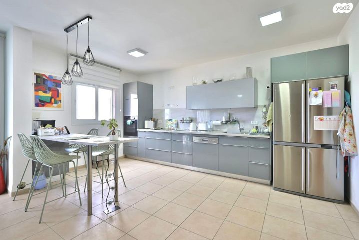 גג/ פנטהאוז, אברמסקי, קרית אתא