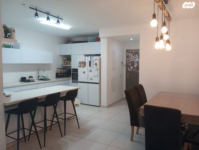 דירה, דרך הים, עכו