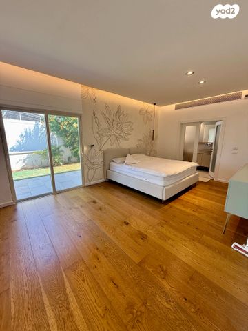 בית פרטי/ קוטג', טפחות