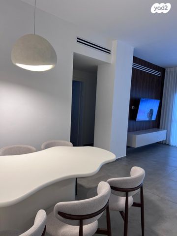 דירה, מלחמת ששת הימים 4, חדרה