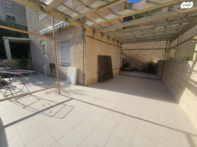 בית פרטי/ קוטג', אמנון יואל פרידלר, פסגת זאב, ירושלים