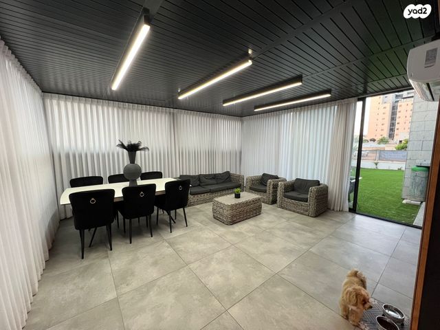 דירת גן, אריאל שרון, נווה שרון / שער העיר, נתיבות