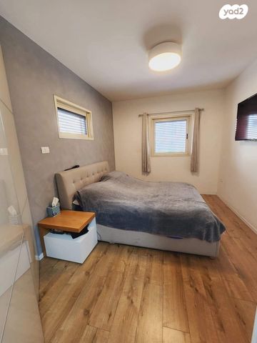 דירה, משה קול 8, המשתלה, תל אביב יפו