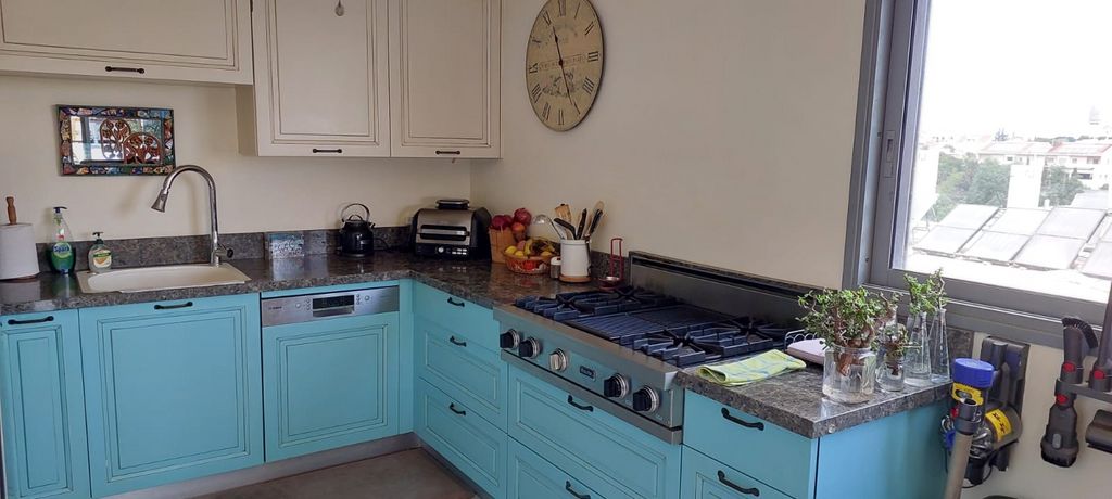 דירה, הרצל, כפר סבא