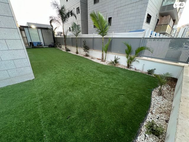 דירת גן, אריאל שרון, נווה שרון / שער העיר, נתיבות