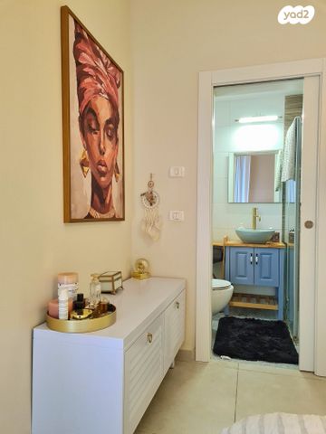 דירה, אנשי בראשית, רמתיים, הוד השרון