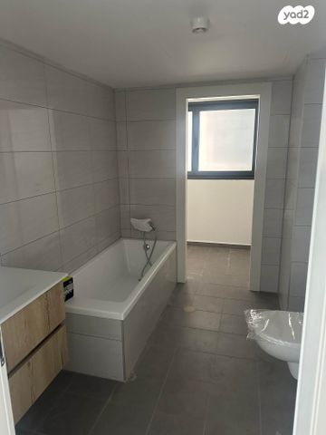 דירה, הרימון, קיראון, קרית אונו