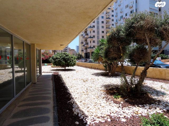 דירה, שדרות ניצה 4, צפון מערב מרכז העיר, נתניה