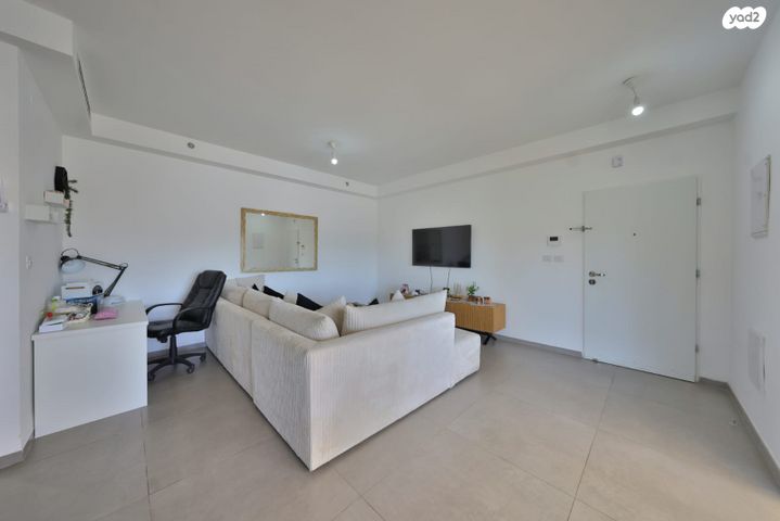 גג/ פנטהאוז, לוי אשכול, לב מוצקין, בנה ביתך, קרית מוצקין