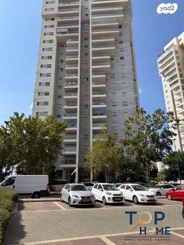 דירה, אלונים, קרית השרון, נתניה