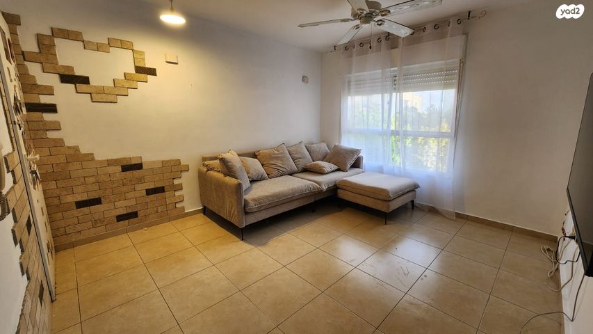 דירה, גני אביב, לוד