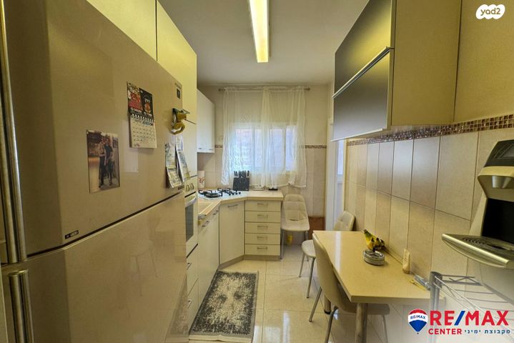 דירה, מנדלי מוכר ספרים, לב העיר, בת ים