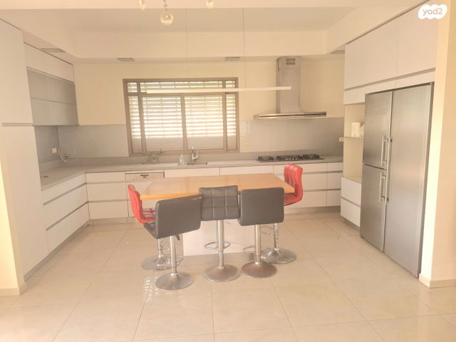 בית פרטי/ קוטג', לח"י, מרכז המושבה, גן יבנה