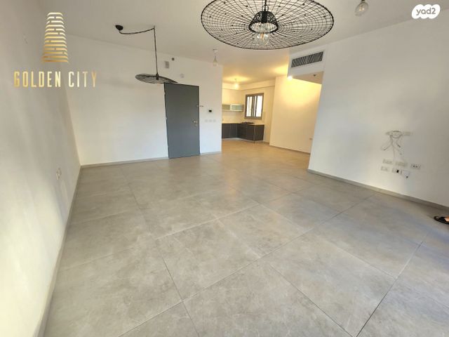 דירה, שדרות בן צבי 116, נתניה