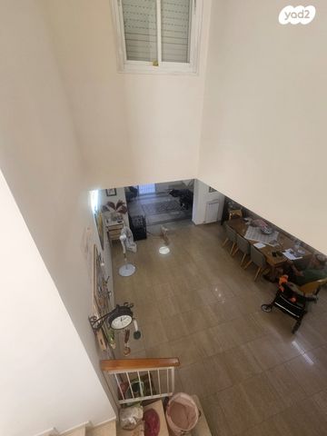 בית פרטי/ קוטג', אמנון יואל פרידלר, פסגת זאב, ירושלים