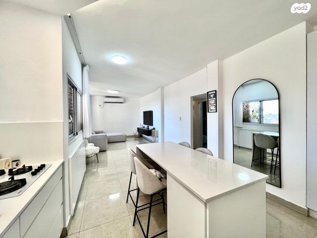 דירה, הרב קוק 47, צפון מערב מרכז העיר, נתניה