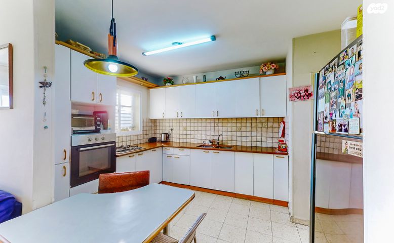 גג/ פנטהאוז, מעפילי אגוז, קרית אריה / שיינפלד, בית שמש