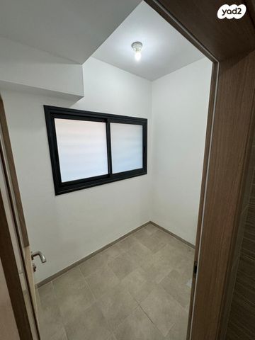 דירת גן, מגדל העמק