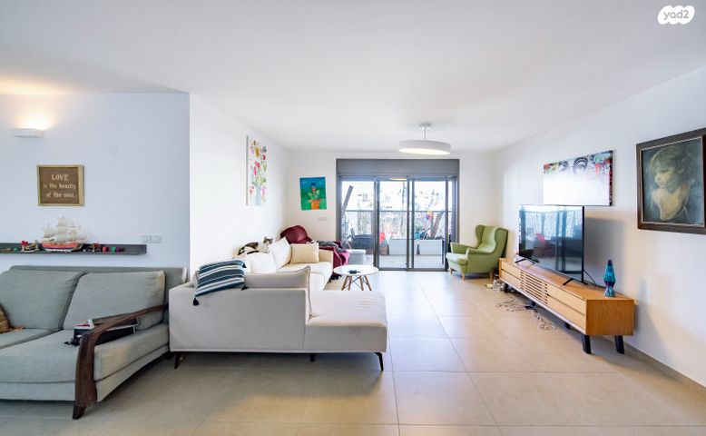 דירה, פול סמואלסון, פסגות אפק, ראש העין