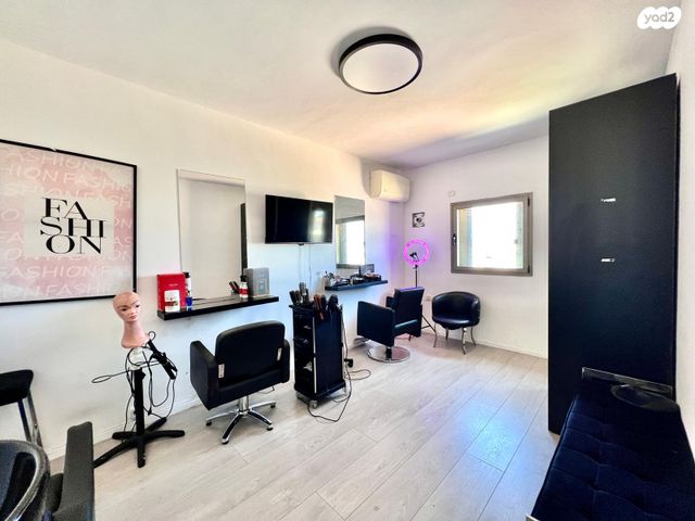 דירה, הרב מיימון 27, עין התכלת, נתניה