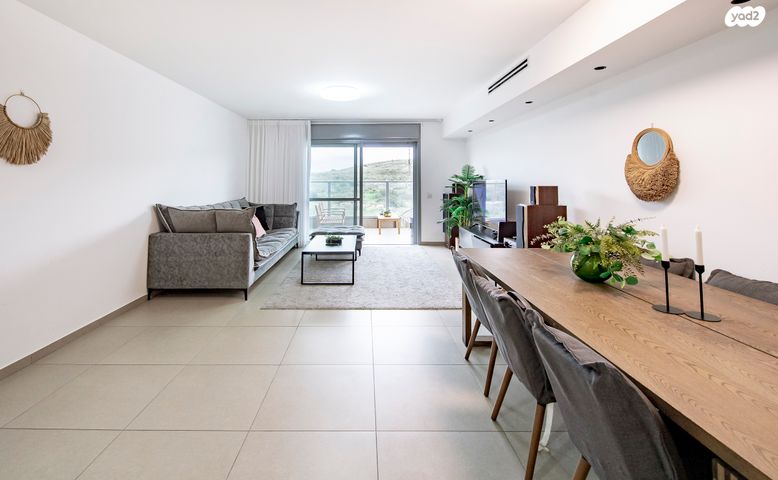 דירה, אליהו הנביא, פסגות אפק, ראש העין