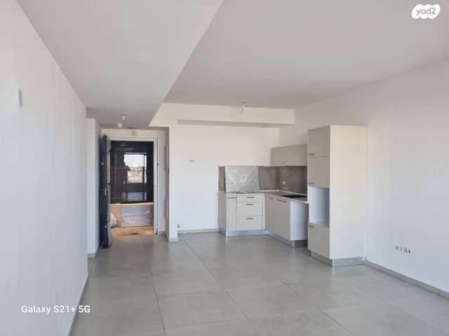 דירה, יצחק שמיר 17, רמת הדר, גבעת שמואל