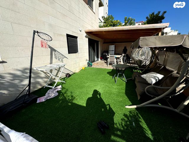 דירת גן, נווה זמר, רעננה