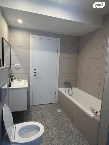 דירה, מלחמת ששת הימים 4, חדרה