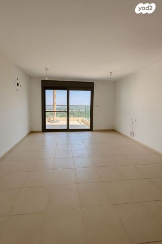 דירה, אלונים 12, קרית השרון, נתניה