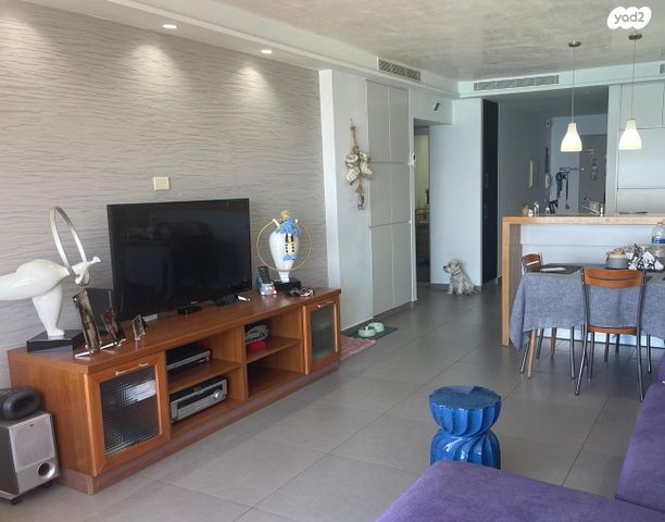 דירה, שדרות ניצה, צפון מערב מרכז העיר, נתניה