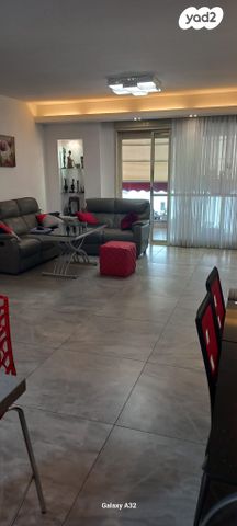 דירה, הרב הרצוג, ראשון לציון