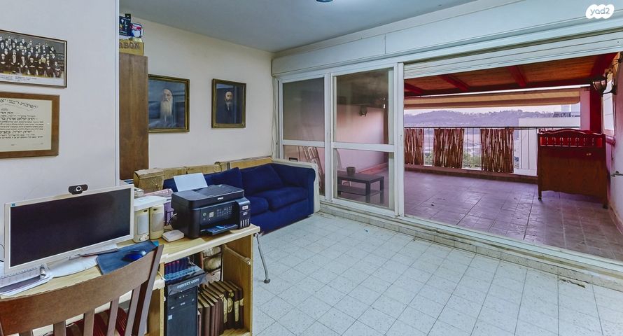 גג/ פנטהאוז, מעפילי אגוז, קרית אריה / שיינפלד, בית שמש