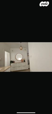 טריפלקס, אופקים