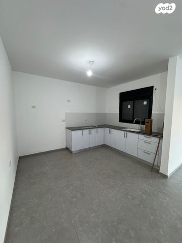 דירת גן, מגדל העמק