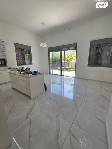 רמת חן ובן ציון