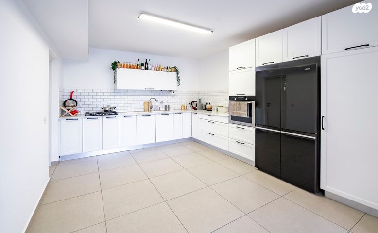 דירה, אליהו הנביא, פסגות אפק, ראש העין