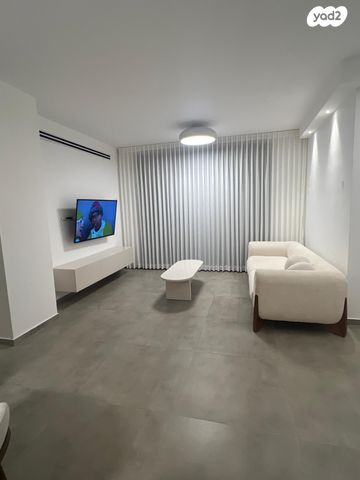 דירה, מלחמת ששת הימים 4, חדרה