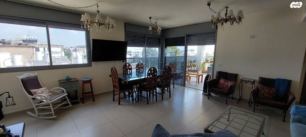 דירה, הרצל, כפר סבא