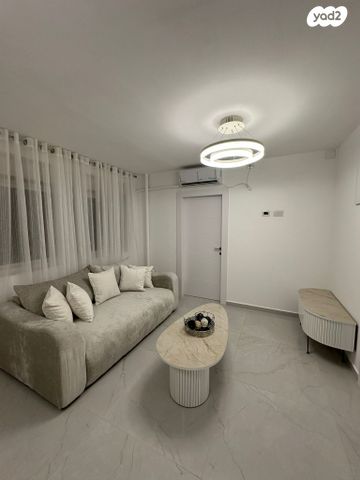 דירה, כרמיאל