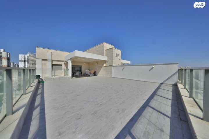 גג/ פנטהאוז, לוי אשכול, לב מוצקין, בנה ביתך, קרית מוצקין