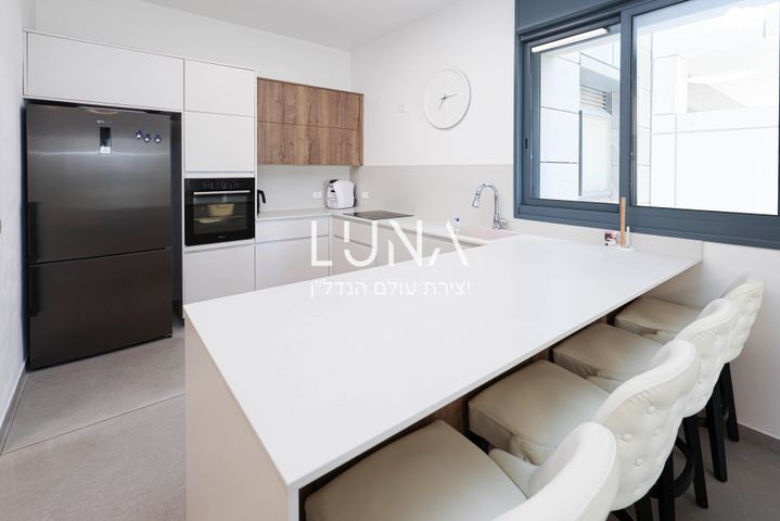 דירה, נתן יונתן 8, עיר ימים, נתניה