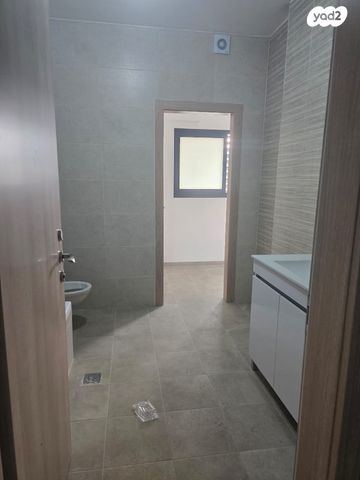 דירת גן, מגדל העמק