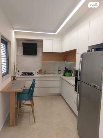 דירה, משה קול 8, המשתלה, תל אביב יפו