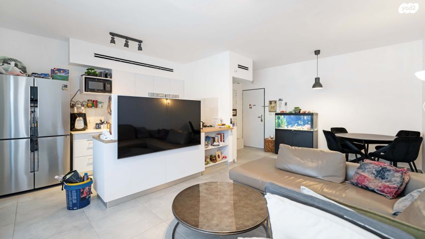 דירה, הרצליה