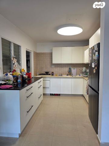 דירת גן, מלכי ישראל, קרית גת