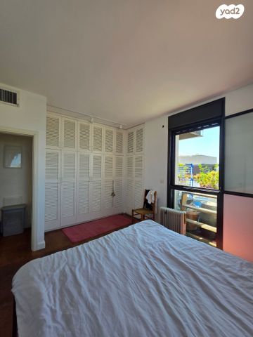 גג/ פנטהאוז, שיבת ציון 3, נווה שאנן, תל אביב יפו