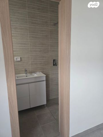 דירת גן, מגדל העמק