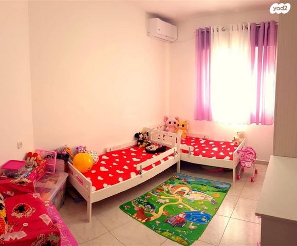 דירה, נחום הנביא, רובע י', אשדוד