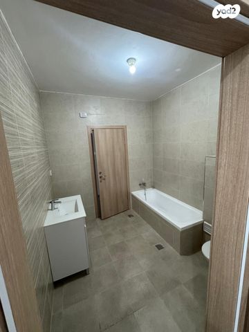 דירת גן, מגדל העמק