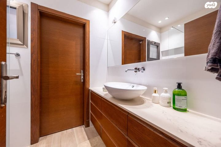 דירה, כפר גנים ג, פתח תקווה